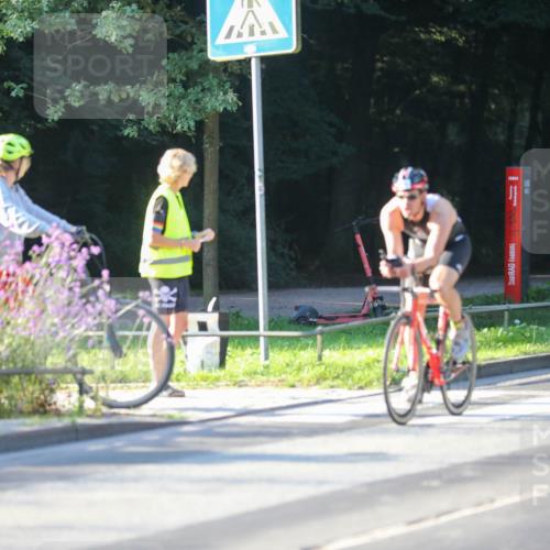 08.09.2024 - Stadtparktriathlon Zöllner http://msf.ph/oto/7007726 08.09.2024 08:51:52 Radfahren 18, 44, 55, 66 meine-sportfotos.de