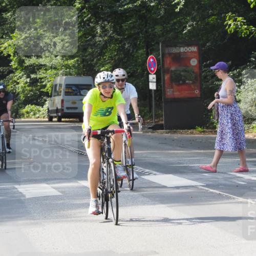 08.09.2024 - Stadtparktriathlon Zöllner http://msf.ph/oto/7007881 08.09.2024 11:52:12 Radfahren 625, 679, 687, 717, 741 meine-sportfotos.de