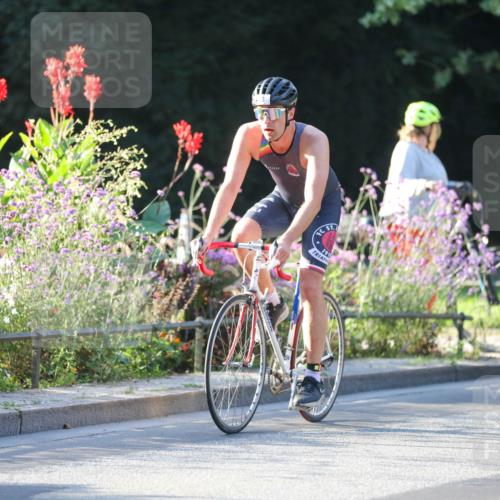08.09.2024 - Stadtparktriathlon Zöllner http://msf.ph/oto/7007923 08.09.2024 08:52:06 Radfahren 3, 23, 31, 35, 54 meine-sportfotos.de