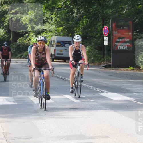 08.09.2024 - Stadtparktriathlon Zöllner http://msf.ph/oto/7007985 08.09.2024 11:52:49 Radfahren 577, 620, 660, 667, 710 meine-sportfotos.de