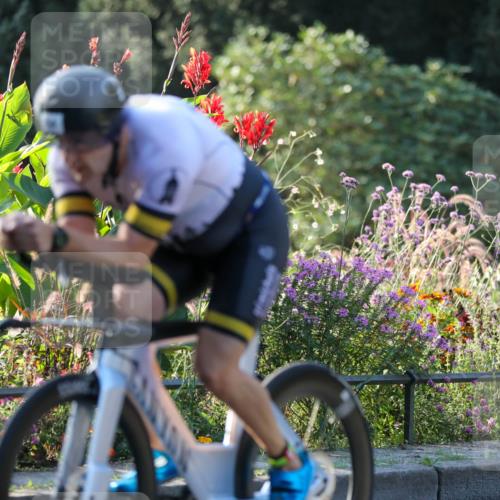 08.09.2024 - Stadtparktriathlon Zöllner http://msf.ph/oto/7008041 08.09.2024 08:52:15 Radfahren 31, 35, 40, 54, 72, 76 meine-sportfotos.de