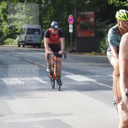 08.09.2024 - Stadtparktriathlon Zöllner http://msf.ph/oto/7008044 08.09.2024 11:52:52 Radfahren 577, 620, 660, 667 meine-sportfotos.de