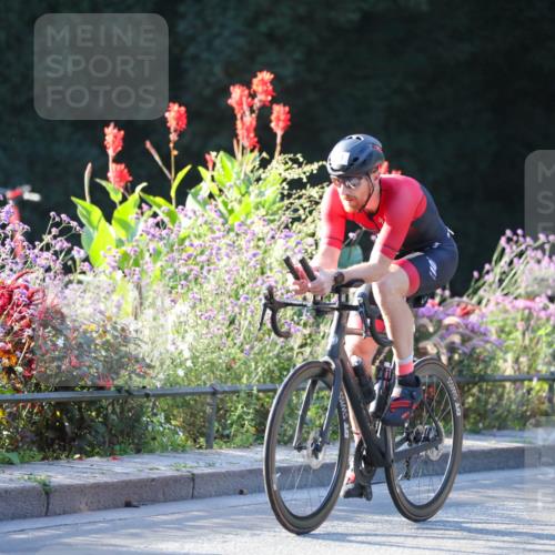 08.09.2024 - Stadtparktriathlon Zöllner http://msf.ph/oto/7008050 08.09.2024 08:52:15 Radfahren 31, 35, 40, 54, 72, 76 meine-sportfotos.de
