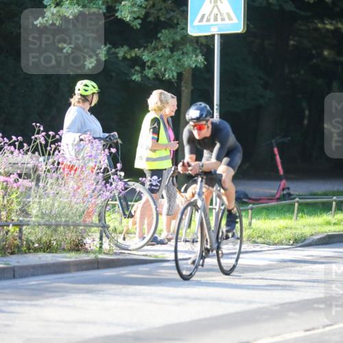 08.09.2024 - Stadtparktriathlon Zöllner http://msf.ph/oto/7008075 08.09.2024 08:52:17 Radfahren 31, 35, 40, 54, 63, 72, 76 meine-sportfotos.de