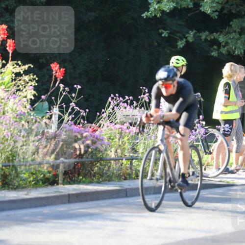 08.09.2024 - Stadtparktriathlon Zöllner http://msf.ph/oto/7008083 08.09.2024 08:52:18 Radfahren 21, 31, 35, 40, 63, 72, 76 meine-sportfotos.de