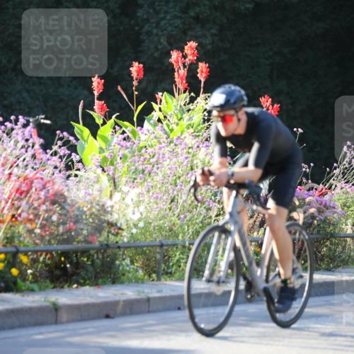 08.09.2024 - Stadtparktriathlon Zöllner http://msf.ph/oto/7008095 08.09.2024 08:52:18 Radfahren 21, 31, 35, 40, 63, 72, 76 meine-sportfotos.de