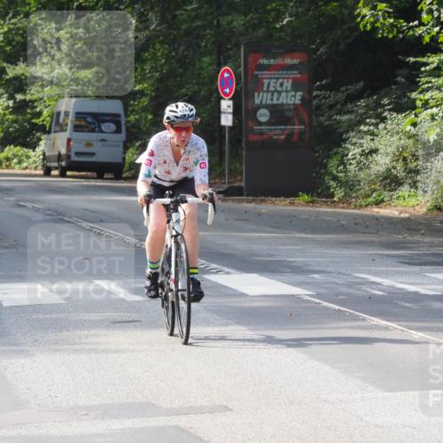 08.09.2024 - Stadtparktriathlon Zöllner http://msf.ph/oto/7008121 08.09.2024 11:53:14 Radfahren 597, 634, 732 meine-sportfotos.de