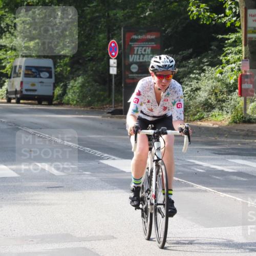 08.09.2024 - Stadtparktriathlon Zöllner http://msf.ph/oto/7008138 08.09.2024 11:53:15 Radfahren 597, 634, 697, 732 meine-sportfotos.de