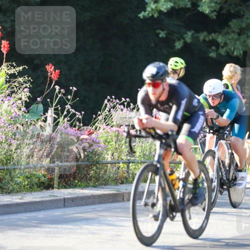 08.09.2024 - Stadtparktriathlon Zöllner http://msf.ph/oto/7008261 08.09.2024 08:52:27 Radfahren 15, 21, 27, 28, 37, 63, 76, 85 meine-sportfotos.de