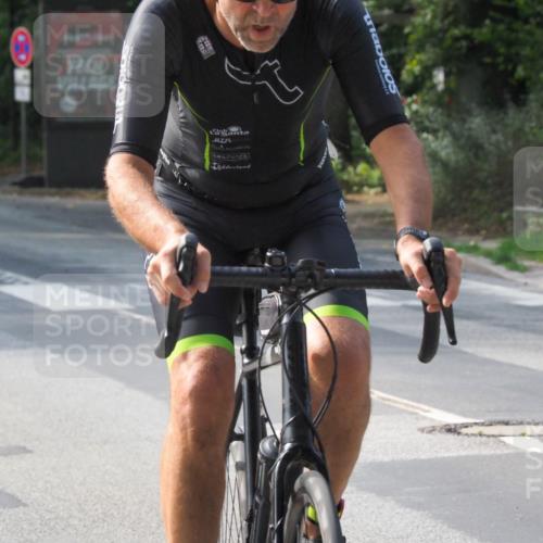08.09.2024 - Stadtparktriathlon Zöllner http://msf.ph/oto/7008289 08.09.2024 11:53:38 Radfahren 684, 715, 731 meine-sportfotos.de