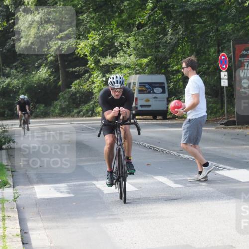 08.09.2024 - Stadtparktriathlon Zöllner http://msf.ph/oto/7008344 08.09.2024 11:53:44 Radfahren 653, 673, 684, 731 meine-sportfotos.de