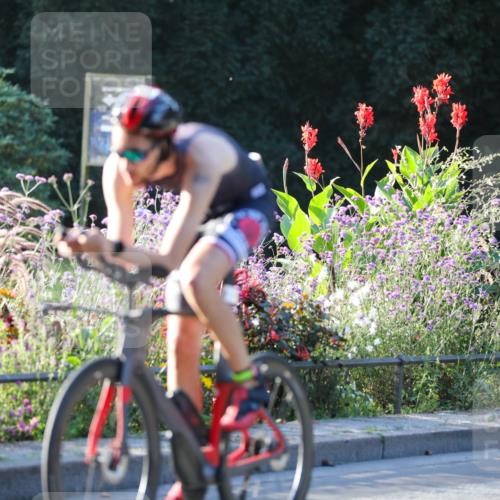 08.09.2024 - Stadtparktriathlon Zöllner http://msf.ph/oto/7008355 08.09.2024 08:52:34 Radfahren 15, 27, 28, 57, 74, 85 meine-sportfotos.de