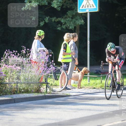 08.09.2024 - Stadtparktriathlon Zöllner http://msf.ph/oto/7008358 08.09.2024 08:52:35 Radfahren 28, 41, 57, 74, 85 meine-sportfotos.de