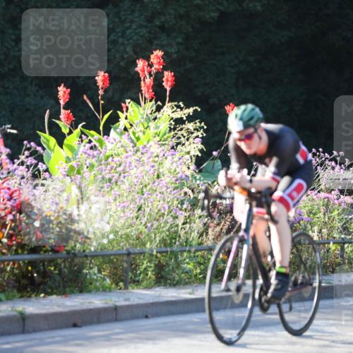 08.09.2024 - Stadtparktriathlon Zöllner http://msf.ph/oto/7008377 08.09.2024 08:52:36 Radfahren 28, 41, 57, 74, 85 meine-sportfotos.de