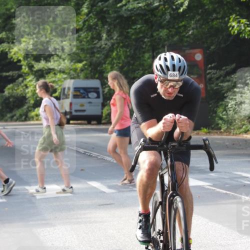 08.09.2024 - Stadtparktriathlon Zöllner http://msf.ph/oto/7008397 08.09.2024 11:53:45 Radfahren 653, 673, 684, 731 meine-sportfotos.de