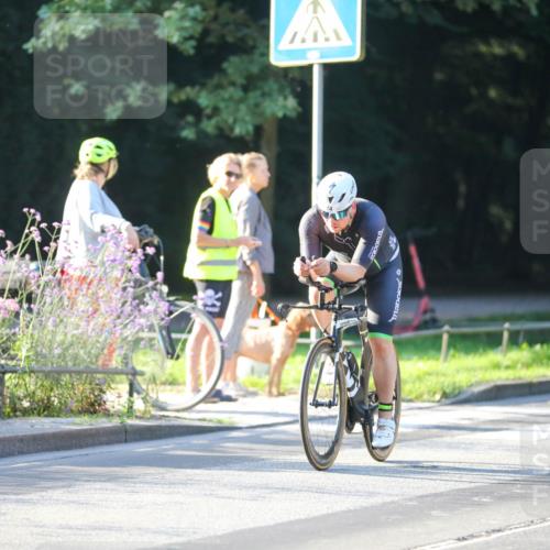 08.09.2024 - Stadtparktriathlon Zöllner http://msf.ph/oto/7008411 08.09.2024 08:52:40 Radfahren 41, 57, 74 meine-sportfotos.de
