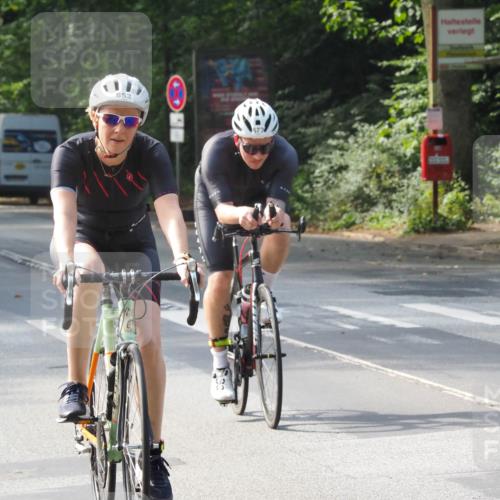08.09.2024 - Stadtparktriathlon Zöllner http://msf.ph/oto/7008423 08.09.2024 11:53:52 Radfahren 646, 653, 673, 720, 721 meine-sportfotos.de