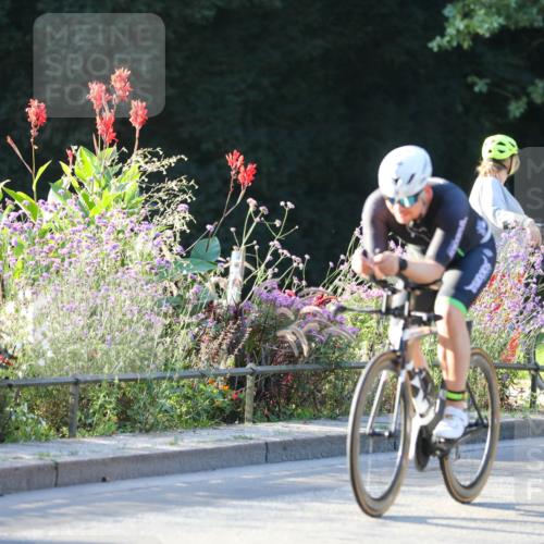 08.09.2024 - Stadtparktriathlon Zöllner http://msf.ph/oto/7008424 08.09.2024 08:52:40 Radfahren 41, 57, 74 meine-sportfotos.de