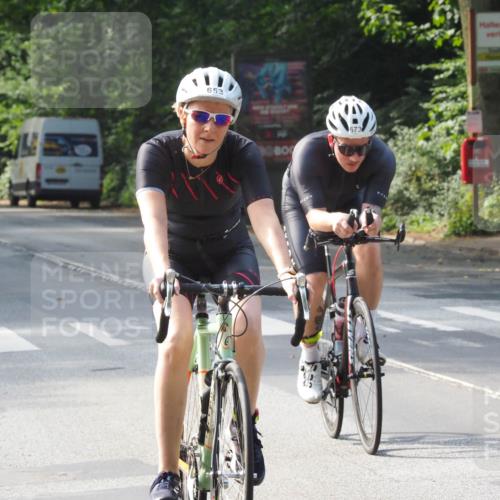 08.09.2024 - Stadtparktriathlon Zöllner http://msf.ph/oto/7008428 08.09.2024 11:53:52 Radfahren 646, 653, 673, 720, 721 meine-sportfotos.de