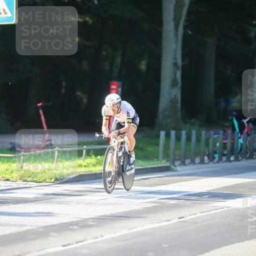 08.09.2024 - Stadtparktriathlon Zöllner http://msf.ph/oto/7008438 08.09.2024 08:52:44 Radfahren 41, 57 meine-sportfotos.de