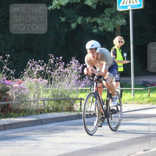 08.09.2024 - Stadtparktriathlon Zöllner http://msf.ph/oto/7008498 08.09.2024 08:53:01 Radfahren 4, 30, 42, 45, 82 meine-sportfotos.de
