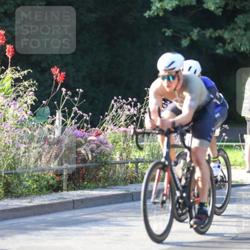 08.09.2024 - Stadtparktriathlon Zöllner http://msf.ph/oto/7008522 08.09.2024 08:53:02 Radfahren 4, 30, 42, 45, 46, 82 meine-sportfotos.de