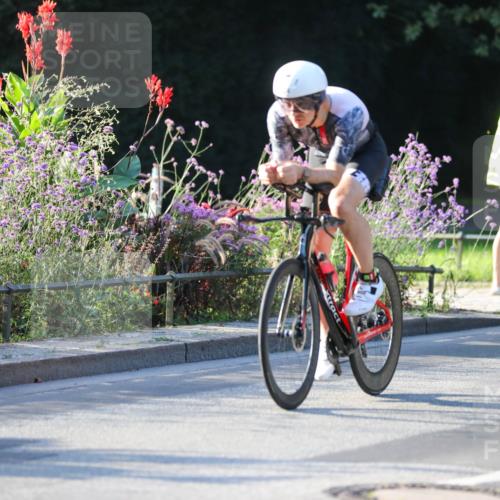 08.09.2024 - Stadtparktriathlon Zöllner http://msf.ph/oto/7008651 08.09.2024 08:53:14 Radfahren 8, 24, 30, 46, 58, 60, 67, 82 meine-sportfotos.de