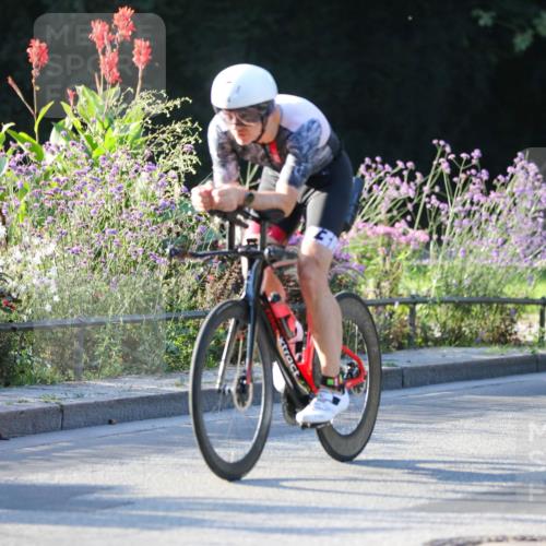 08.09.2024 - Stadtparktriathlon Zöllner http://msf.ph/oto/7008656 08.09.2024 08:53:14 Radfahren 8, 24, 30, 46, 58, 60, 67, 82 meine-sportfotos.de