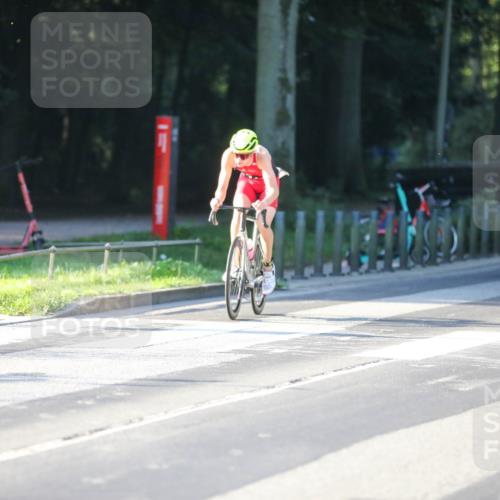 08.09.2024 - Stadtparktriathlon Zöllner http://msf.ph/oto/7008679 08.09.2024 08:53:17 Radfahren 8, 24, 58, 60, 67 meine-sportfotos.de