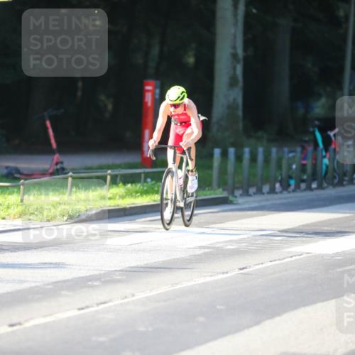 08.09.2024 - Stadtparktriathlon Zöllner http://msf.ph/oto/7008686 08.09.2024 08:53:17 Radfahren 8, 24, 58, 60, 67 meine-sportfotos.de