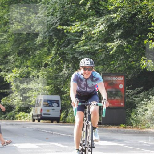 08.09.2024 - Stadtparktriathlon Zöllner http://msf.ph/oto/7008688 08.09.2024 11:54:42 Radfahren 616 meine-sportfotos.de