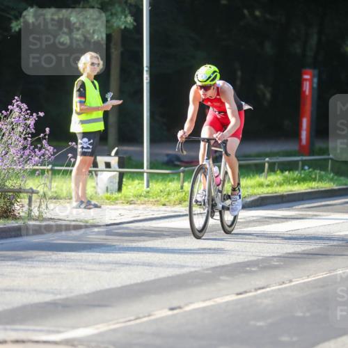 08.09.2024 - Stadtparktriathlon Zöllner http://msf.ph/oto/7008700 08.09.2024 08:53:18 Radfahren 8, 58, 60, 67 meine-sportfotos.de