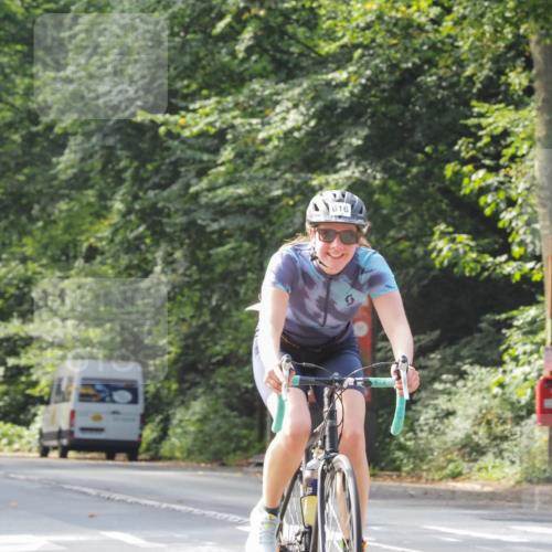08.09.2024 - Stadtparktriathlon Zöllner http://msf.ph/oto/7008701 08.09.2024 11:54:43 Radfahren 610, 616 meine-sportfotos.de
