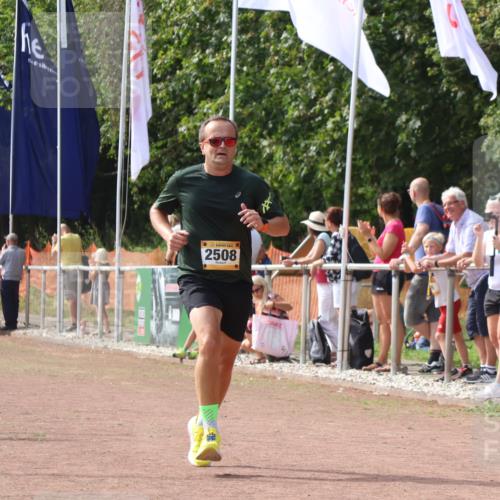 08.09.2024 - Airport Race Strokosch-Dieckow http://msf.ph/oto/7008705 08.09.2024 12:02:17 Ziel 2508, 2650, 2669 meine-sportfotos.de