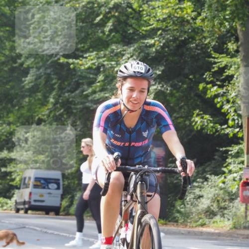 08.09.2024 - Stadtparktriathlon Zöllner http://msf.ph/oto/7008714 08.09.2024 11:54:52 Radfahren 610 meine-sportfotos.de