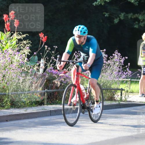 08.09.2024 - Stadtparktriathlon Zöllner http://msf.ph/oto/7008752 08.09.2024 08:53:23 Radfahren 58, 60, 67 meine-sportfotos.de