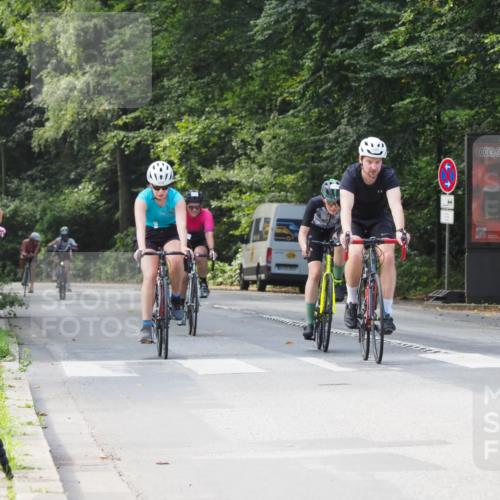 08.09.2024 - Stadtparktriathlon Zöllner http://msf.ph/oto/7008771 08.09.2024 11:55:15 Radfahren 588, 596, 626, 658, 683, 807 meine-sportfotos.de