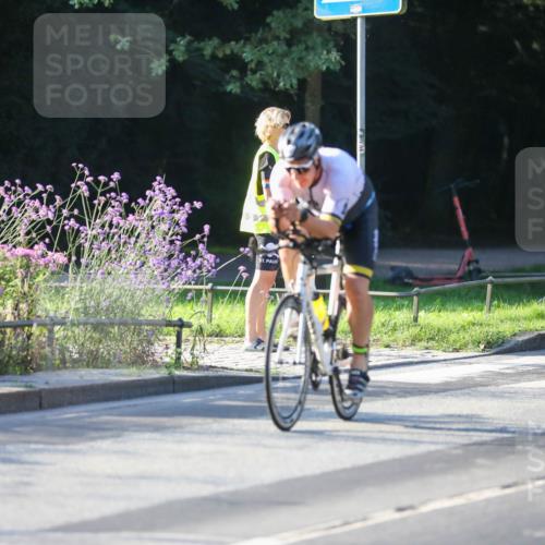 08.09.2024 - Stadtparktriathlon Zöllner http://msf.ph/oto/7008774 08.09.2024 08:53:25 Radfahren 60, 67 meine-sportfotos.de