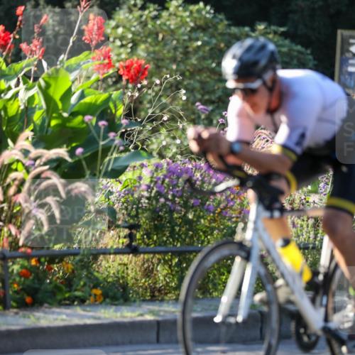08.09.2024 - Stadtparktriathlon Zöllner http://msf.ph/oto/7008801 08.09.2024 08:53:26 Radfahren 10, 60, 67 meine-sportfotos.de