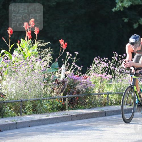 08.09.2024 - Stadtparktriathlon Zöllner http://msf.ph/oto/7008820 08.09.2024 08:53:37 Radfahren 10, 53, 61, 88 meine-sportfotos.de