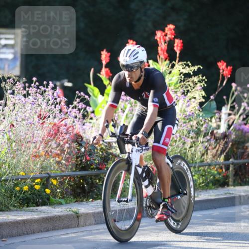 08.09.2024 - Stadtparktriathlon Zöllner http://msf.ph/oto/7008876 08.09.2024 08:53:43 Radfahren 53, 61, 88 meine-sportfotos.de