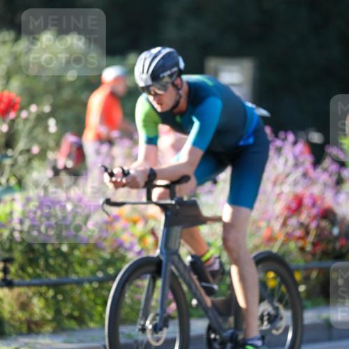 08.09.2024 - Stadtparktriathlon Zöllner http://msf.ph/oto/7008892 08.09.2024 08:53:47 Radfahren 6, 13, 14, 61 meine-sportfotos.de