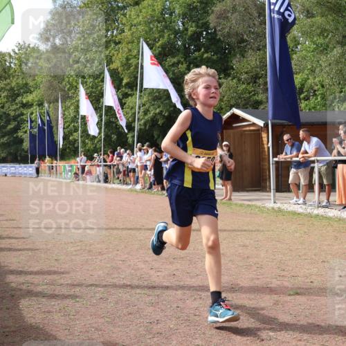 08.09.2024 - Airport Race Strokosch-Dieckow http://msf.ph/oto/7008915 08.09.2024 12:02:21 Ziel 2508, 2650, 2669 meine-sportfotos.de