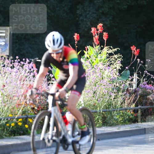 08.09.2024 - Stadtparktriathlon Zöllner http://msf.ph/oto/7008922 08.09.2024 08:53:56 Radfahren 6, 7, 13, 14, 16 meine-sportfotos.de