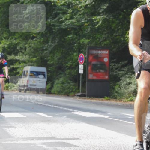 08.09.2024 - Stadtparktriathlon Zöllner http://msf.ph/oto/7008935 08.09.2024 11:55:42 Radfahren 617, 649, 659, 675, 691, 725, 832 meine-sportfotos.de