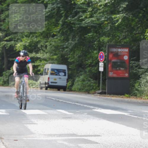 08.09.2024 - Stadtparktriathlon Zöllner http://msf.ph/oto/7008942 08.09.2024 11:55:42 Radfahren 617, 649, 659, 675, 691, 725, 832 meine-sportfotos.de