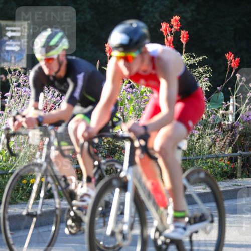 08.09.2024 - Stadtparktriathlon Zöllner http://msf.ph/oto/7008953 08.09.2024 08:53:58 Radfahren 6, 7, 13, 14, 16, 64 meine-sportfotos.de