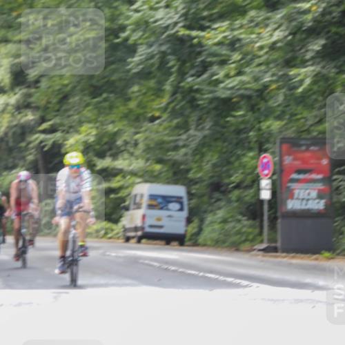 08.09.2024 - Stadtparktriathlon Zöllner http://msf.ph/oto/7009025 08.09.2024 11:55:57 Radfahren 672, 692, 711, 738, 740, 773, 784, 791, 800 meine-sportfotos.de