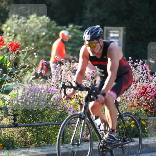 08.09.2024 - Stadtparktriathlon Zöllner http://msf.ph/oto/7009072 08.09.2024 08:54:06 Radfahren 16, 64, 69 meine-sportfotos.de