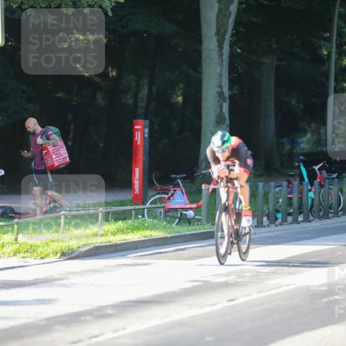 08.09.2024 - Stadtparktriathlon Zöllner http://msf.ph/oto/7009200 08.09.2024 08:54:58 Radfahren 11 meine-sportfotos.de